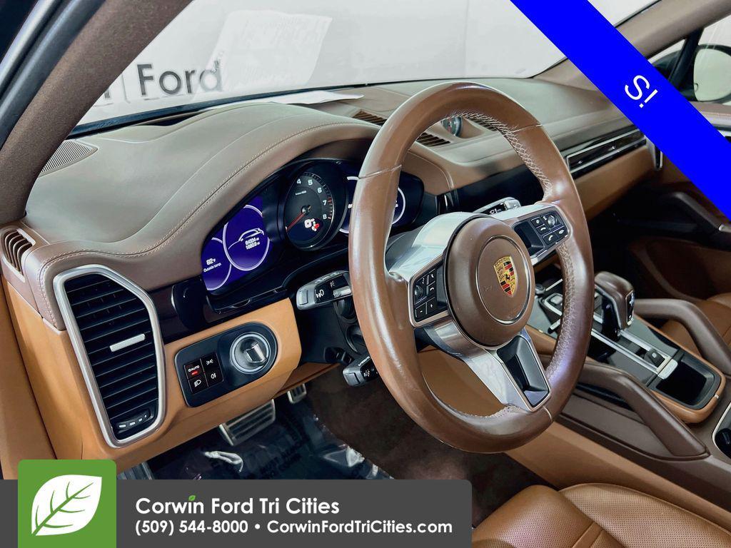 Porsche Cayenne 2021