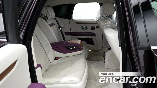 Rolls-Royce Ghost 2023