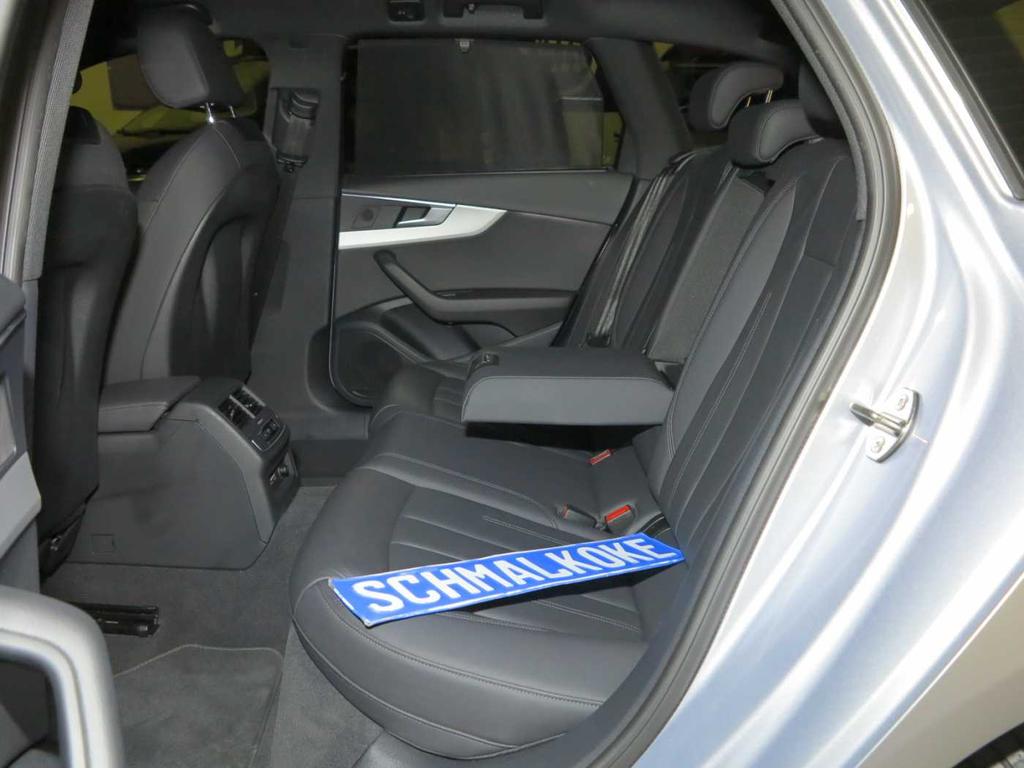 Audi A4 2023