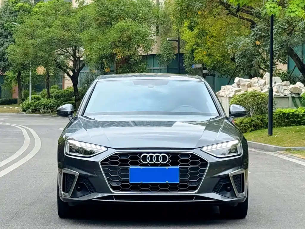 Audi A4 2021