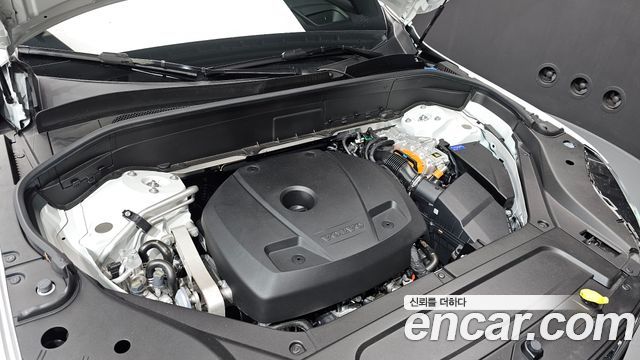 Volvo XC90 2025