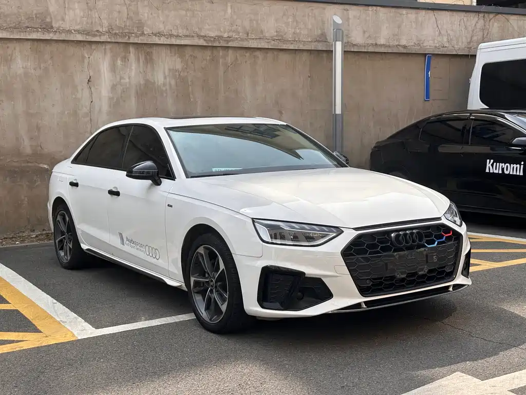 Audi A4 2023