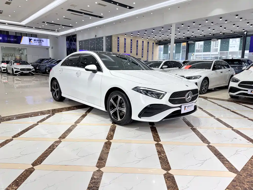 Mercedes-Benz A-Класс 2023