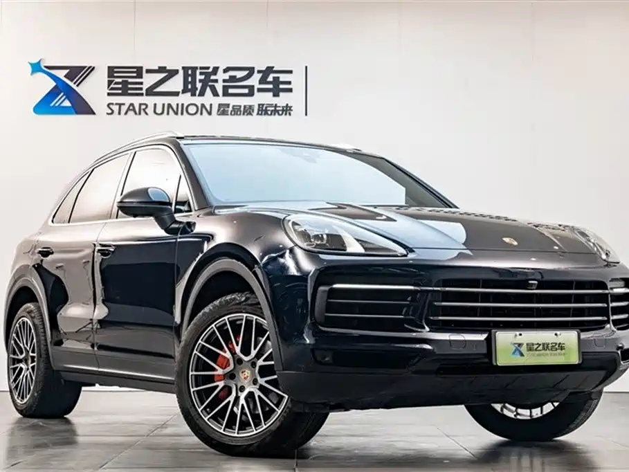 Porsche Cayenne 2021