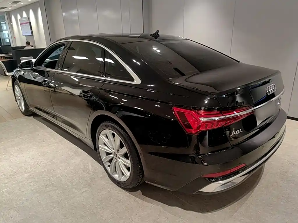 Audi A6 2024