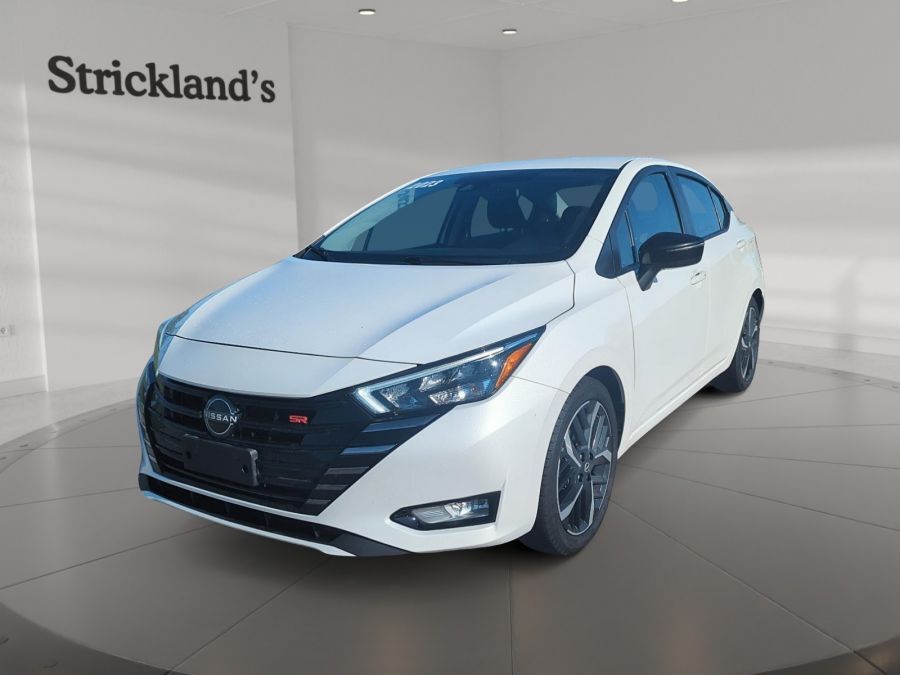 Nissan Versa 2023