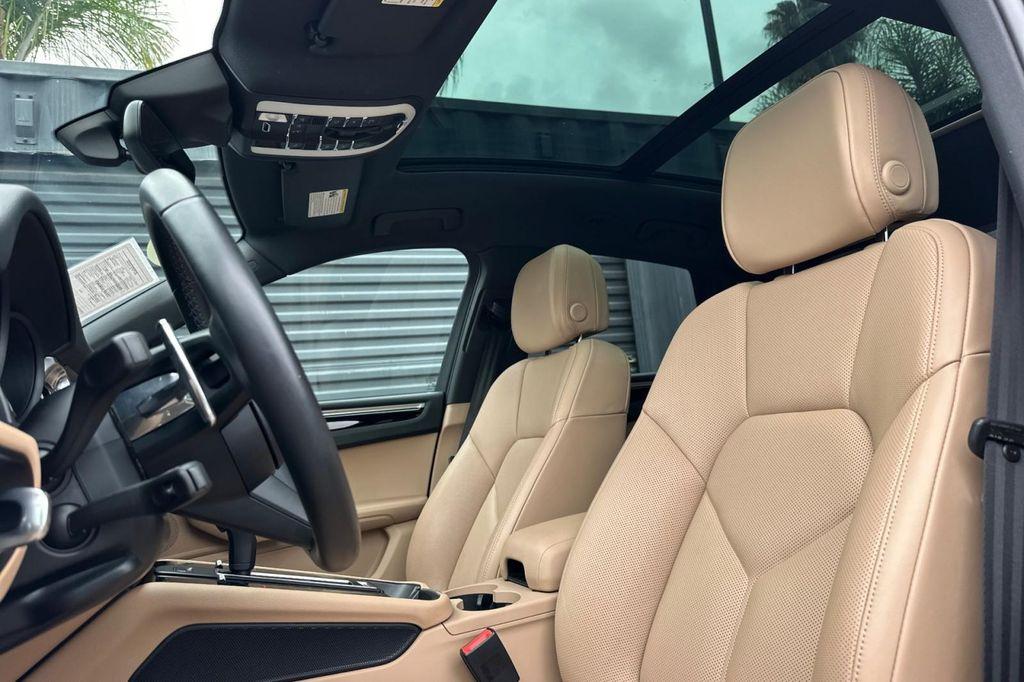 Porsche Macan 2024
