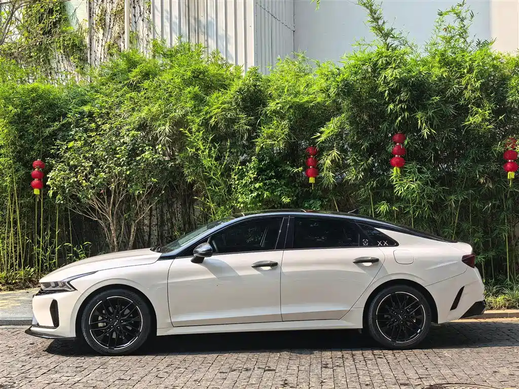 Kia K5 2021
