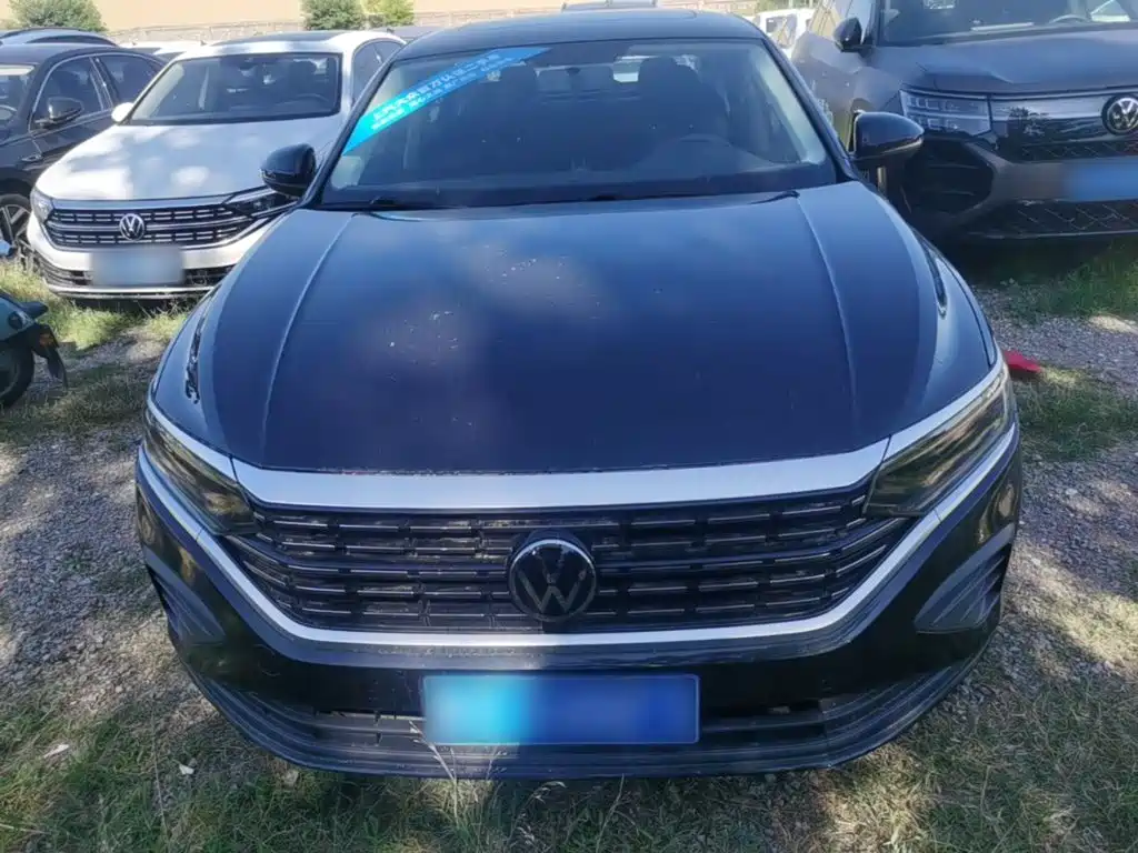 Volkswagen Passat 2025