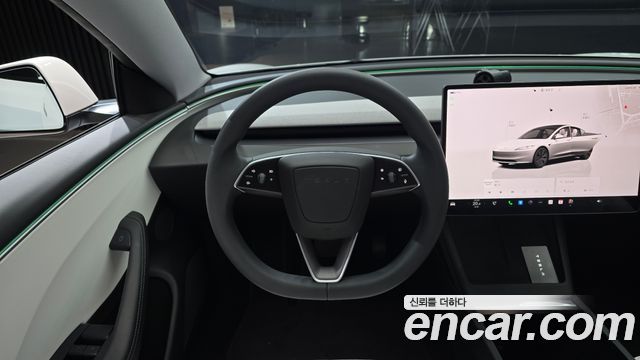 Tesla Model 3 2024