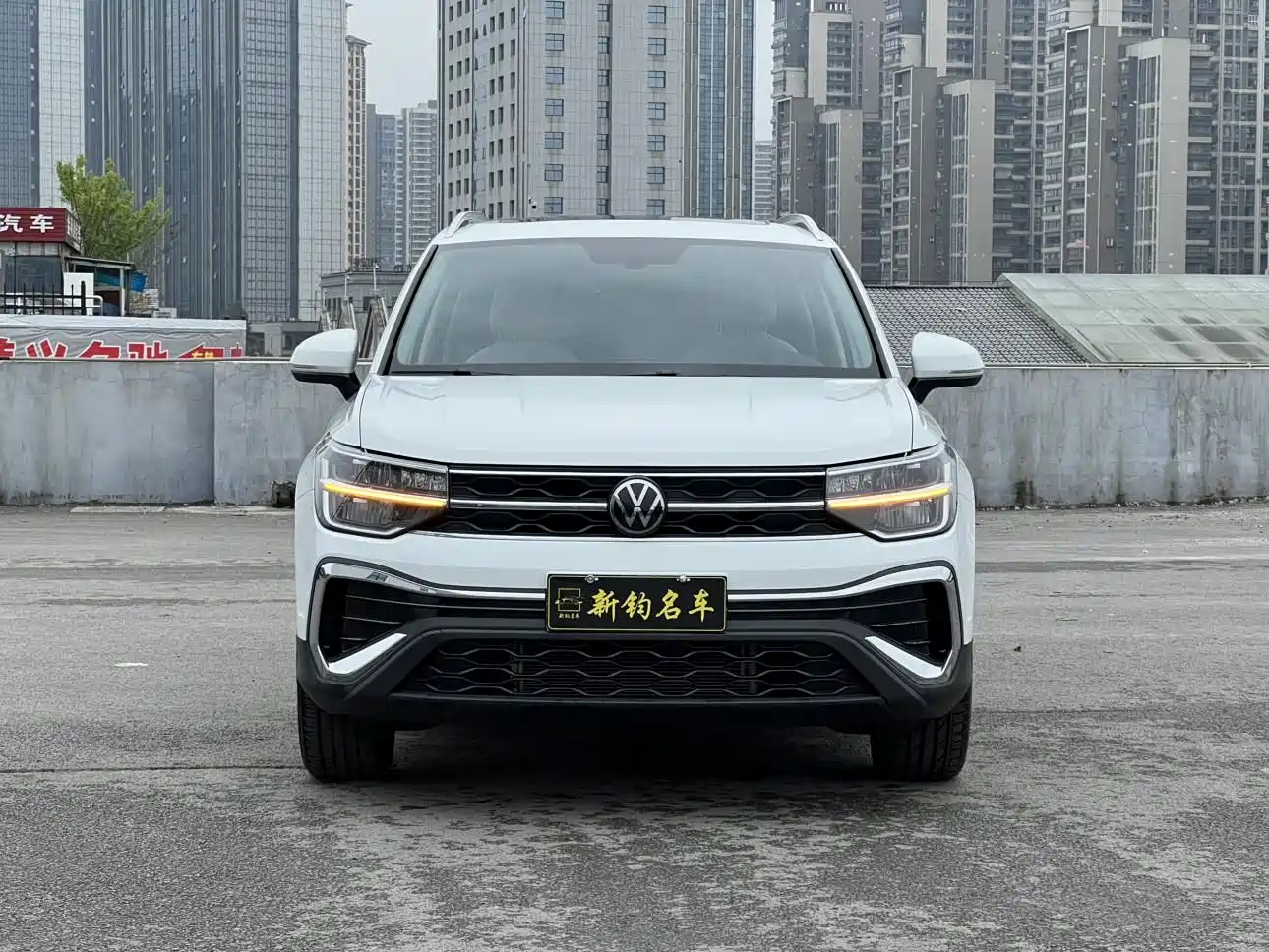 Volkswagen Tharu 2025