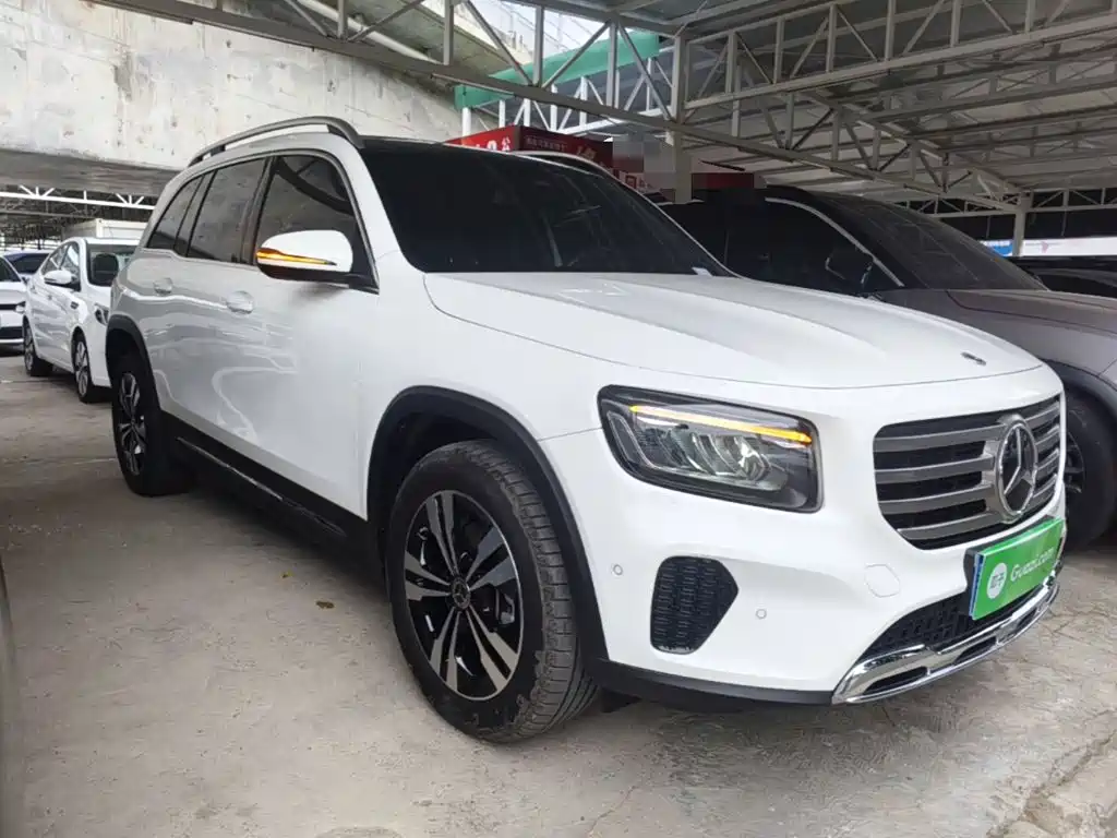 Mercedes-Benz GLB 2024