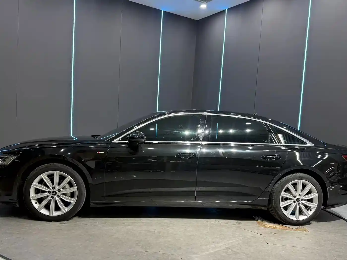 Audi A6 2024