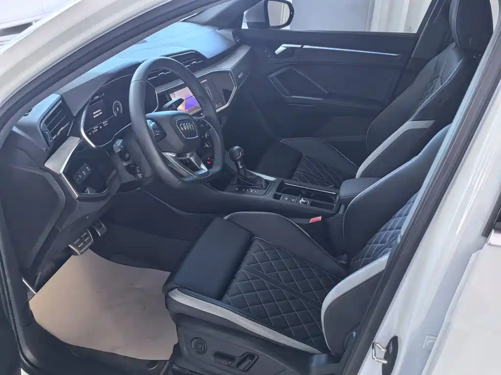 Audi Q3 2025