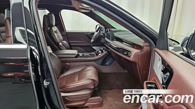 Lincoln Aviator 2021