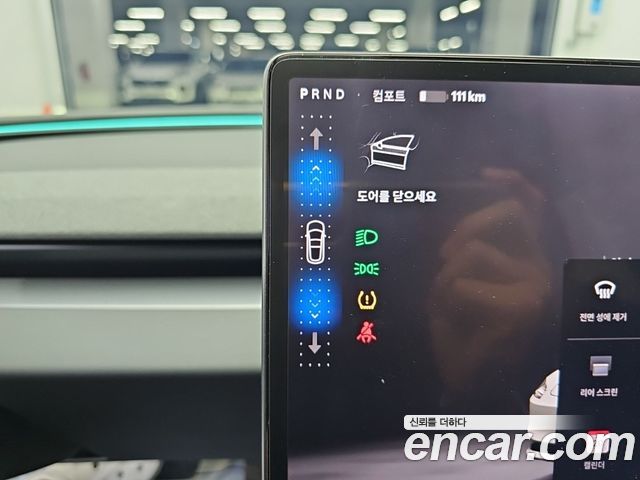 Tesla Model 3 2025