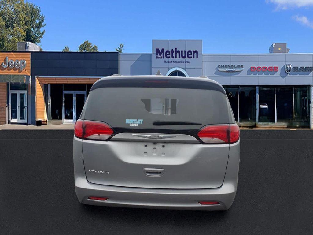 Chrysler Voyager 2021