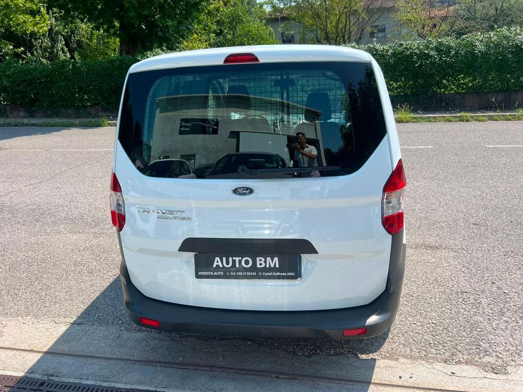 Ford Tourneo Courier 2021
