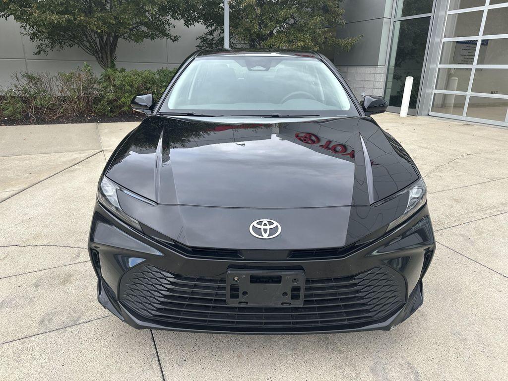 Toyota Camry 2025