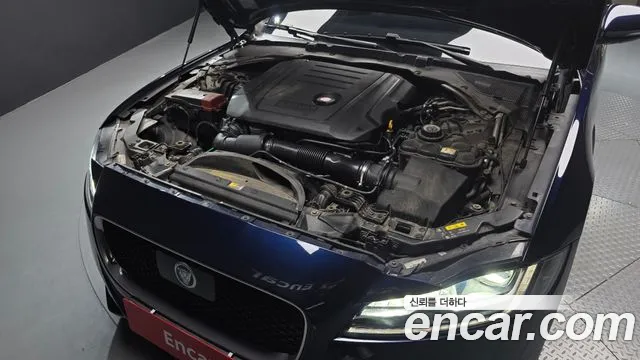 Jaguar XF 2020