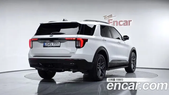 Ford Explorer 2025