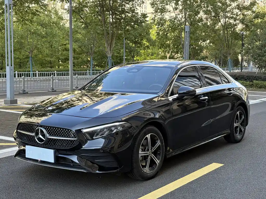 Mercedes-Benz A-Класс 2024