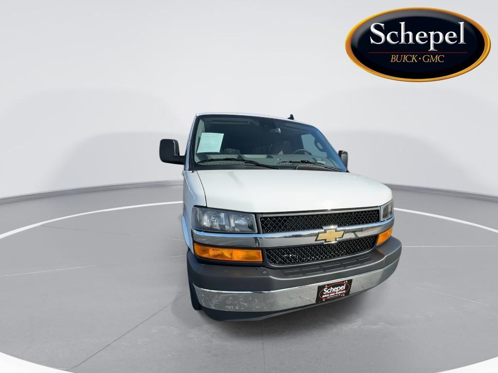 Chevrolet Express 2025