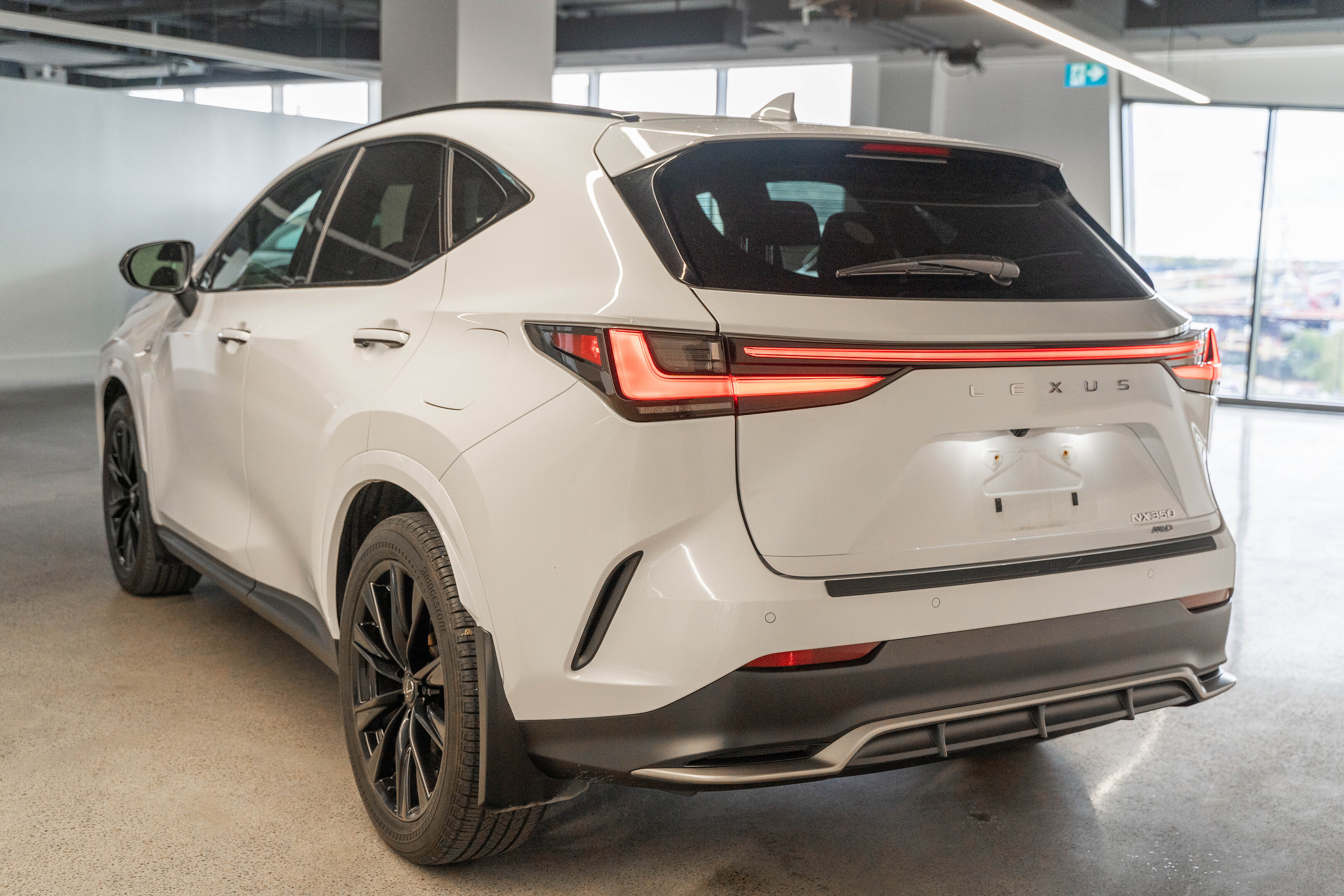 Lexus NX 2024