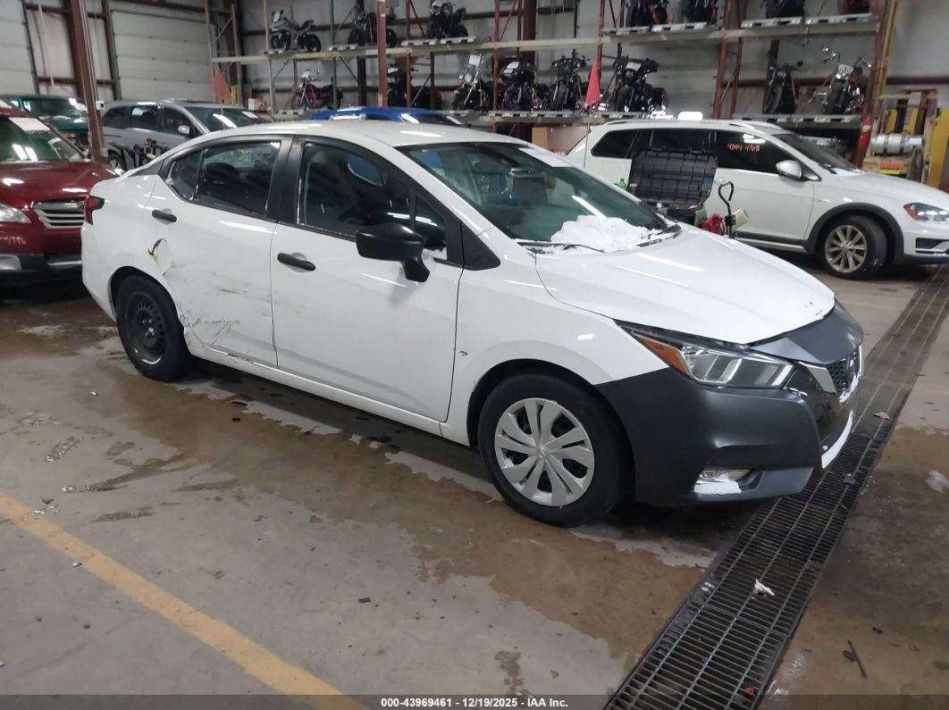 Nissan Versa 2021