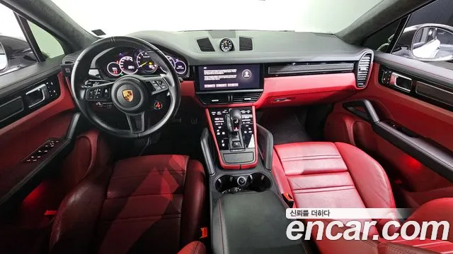 Porsche Cayenne 2022