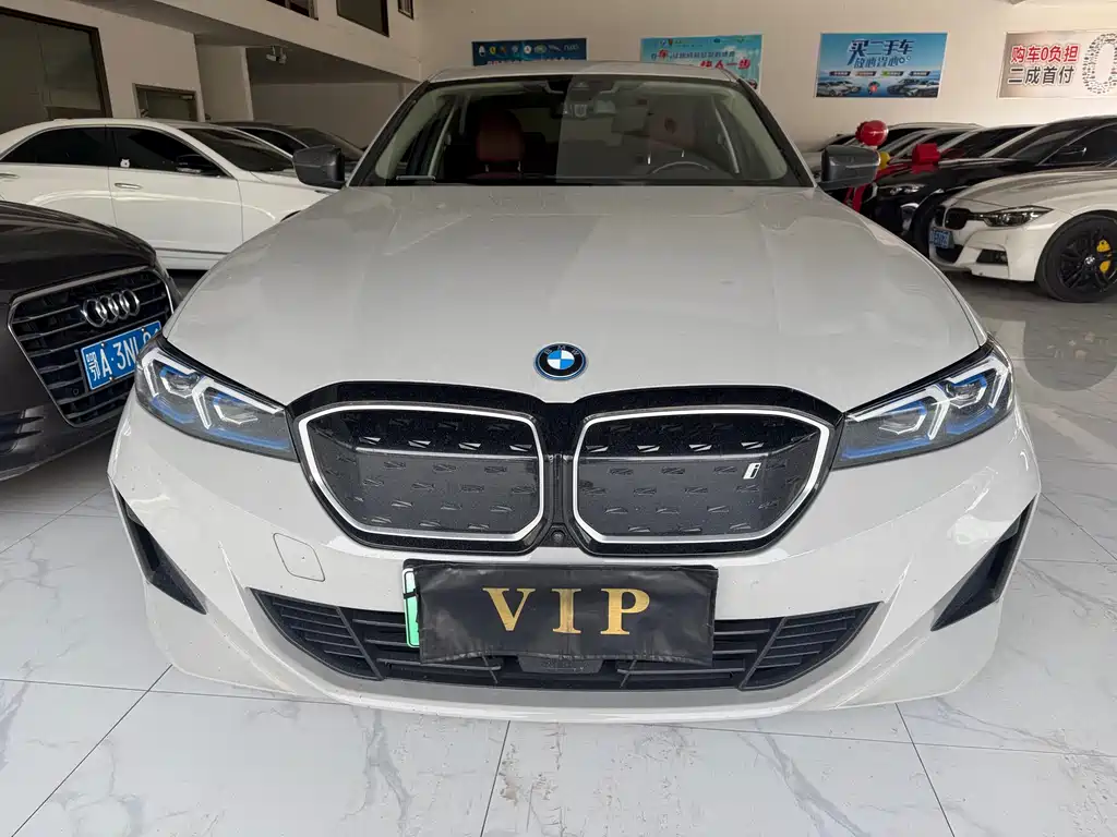 BMW i3 2023