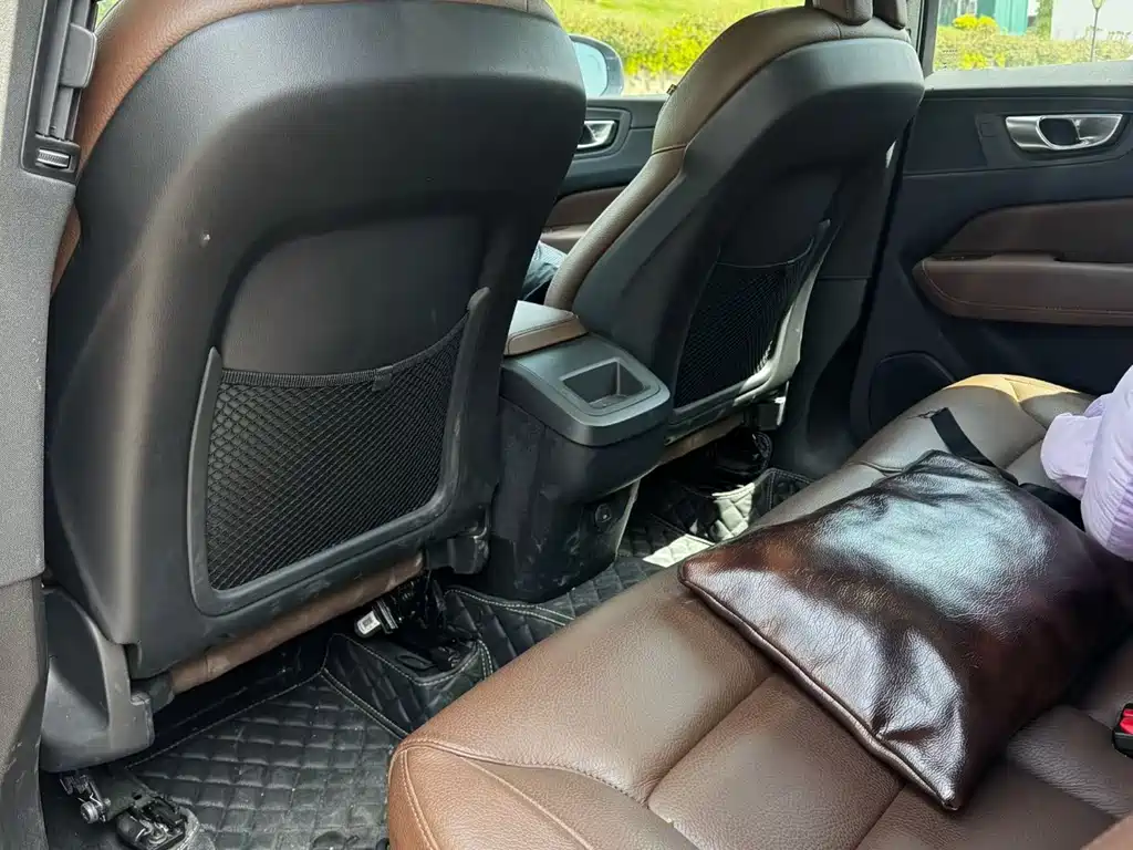 Volvo XC60 2023