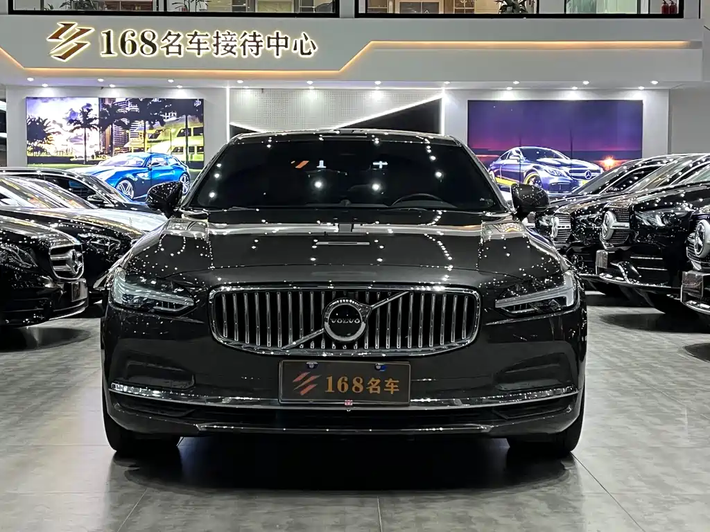 Volvo S90 2024