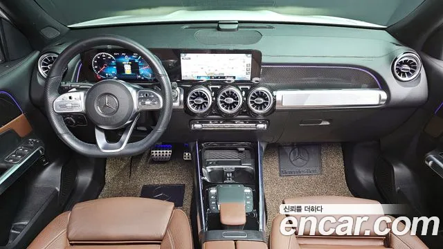 Mercedes-Benz GLB 2021