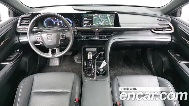 Toyota Crown 2024