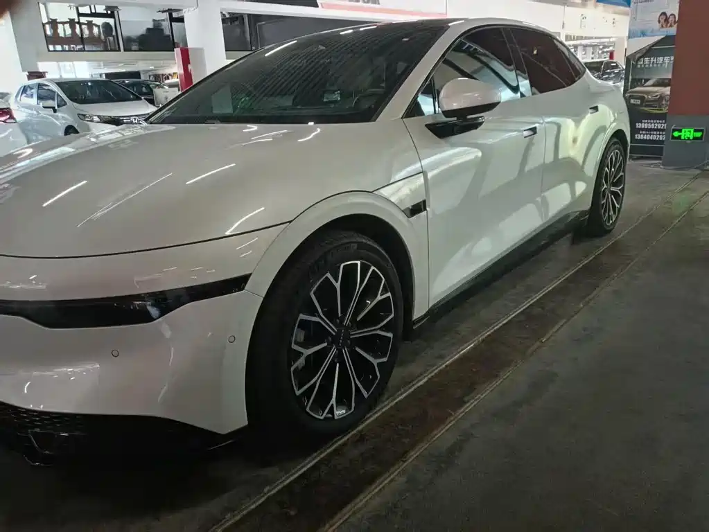 Zeekr 007 2024
