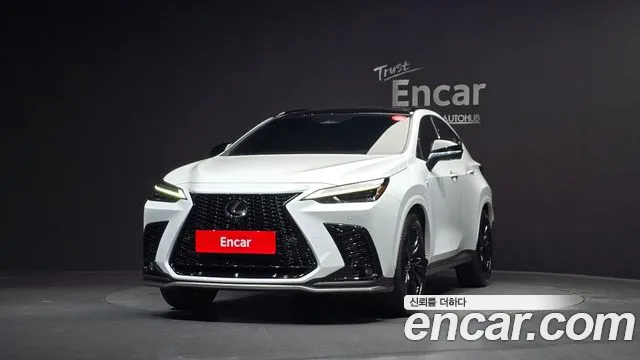 Lexus NX 2024