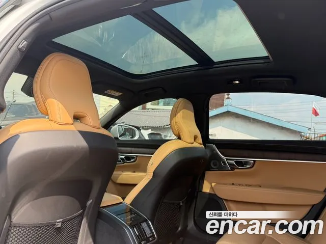 Volvo S90 2022