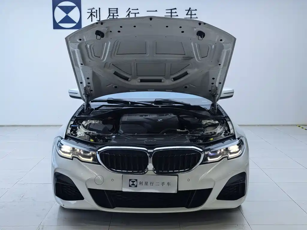 BMW 3 серии 2022