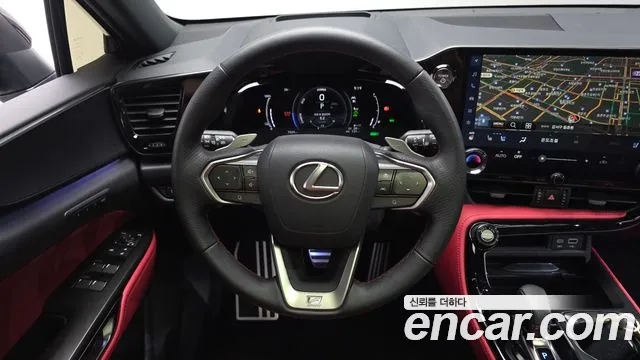Lexus NX 2025