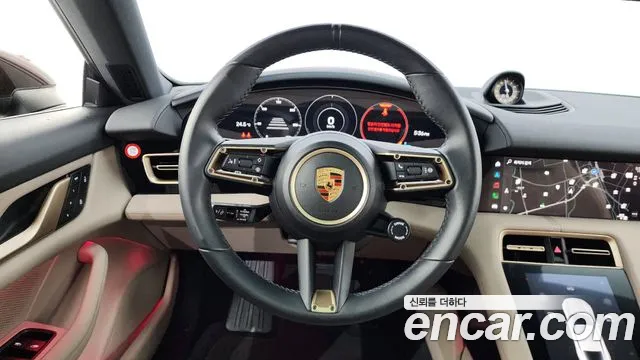 Porsche Taycan 2023
