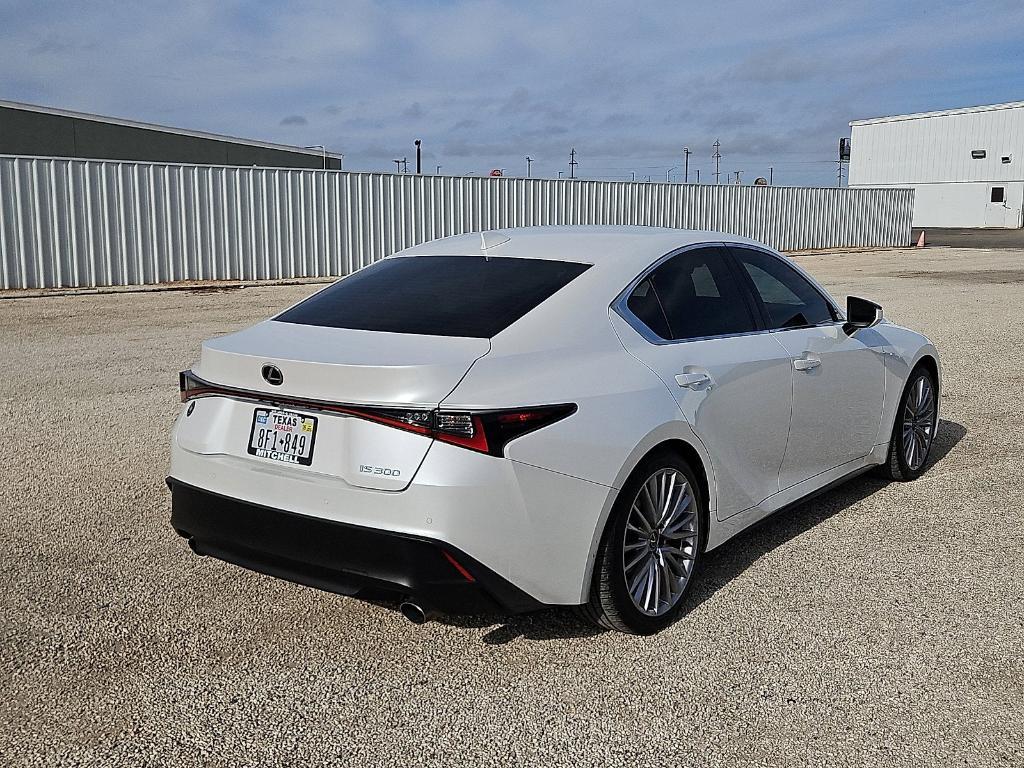 Lexus IS 300 2024