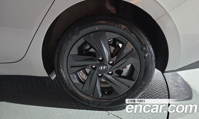 Hyundai Avante 2022