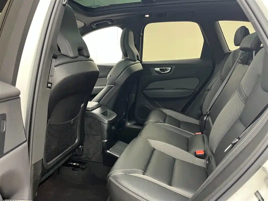 Volvo XC60 2023