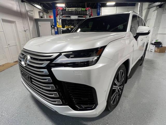 Lexus LX 2025