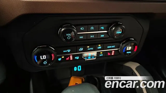 Ford Bronco 2024