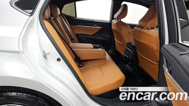 Toyota Camry 2025