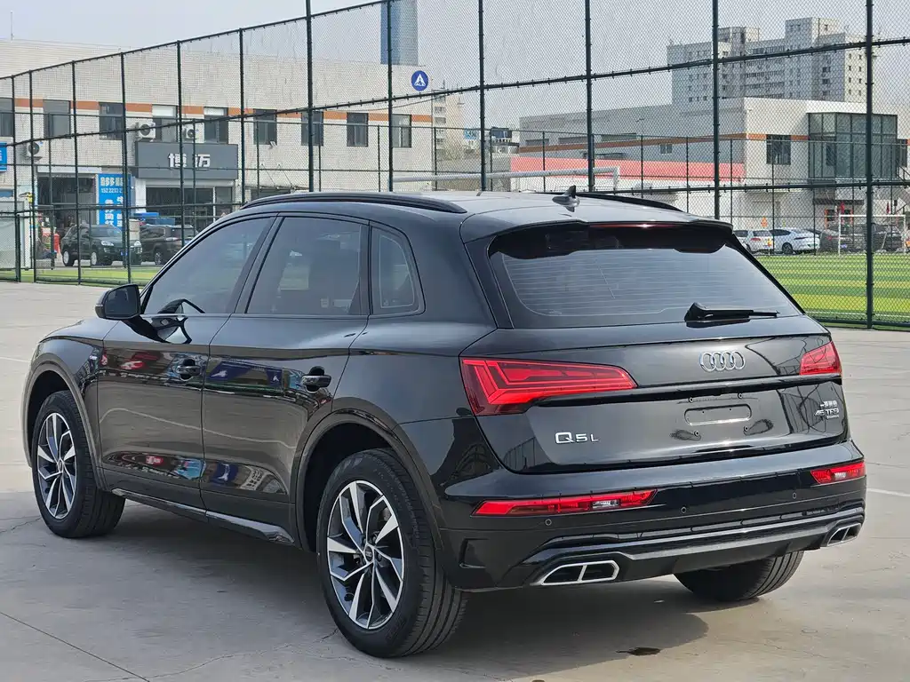 Audi Q5 2023