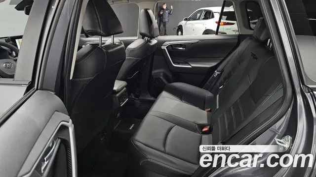 Toyota RAV4 2024