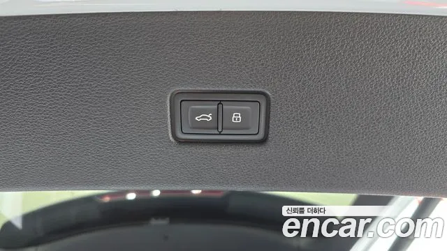 Audi Q8 2021